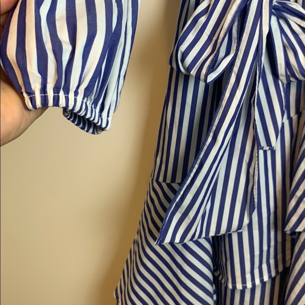 Dress - Picture 6 of 7